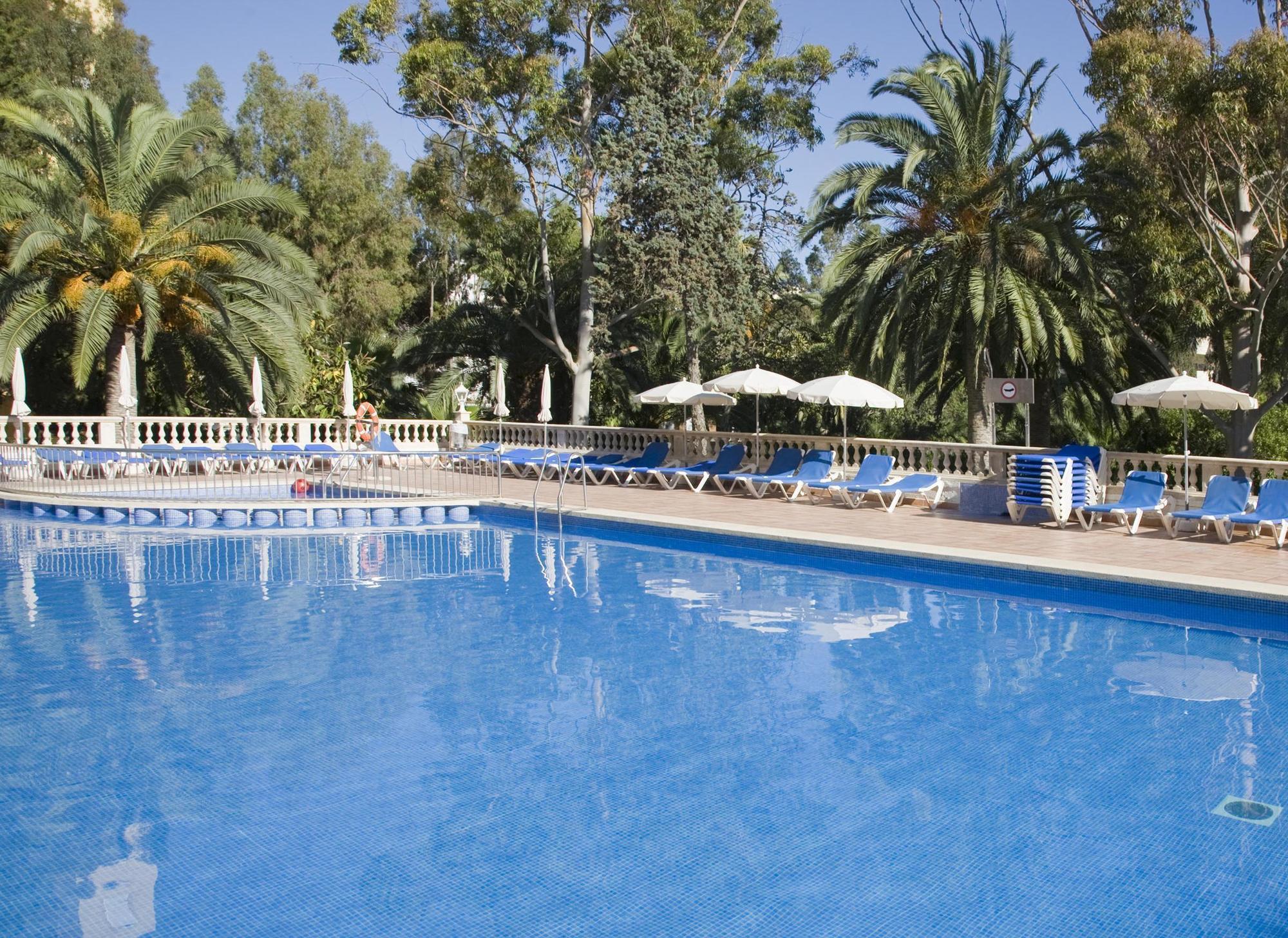 Fergus Bermudas Palmanova エクステリア 写真